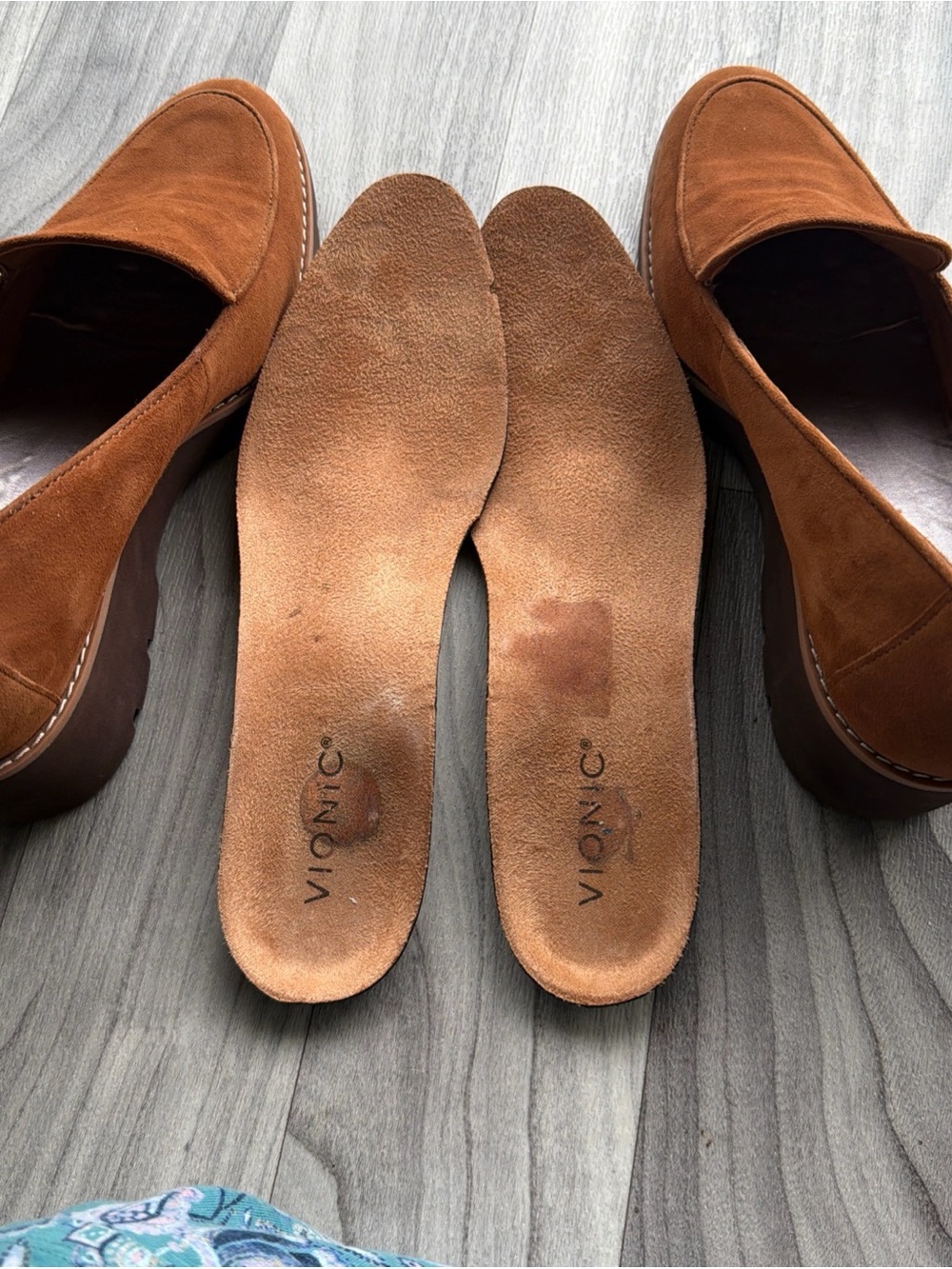 Vionic Womens Size 10 Toffee Suede Ava Wedge Loafers Comfort Slip On Shoes - Picture 7 of 10